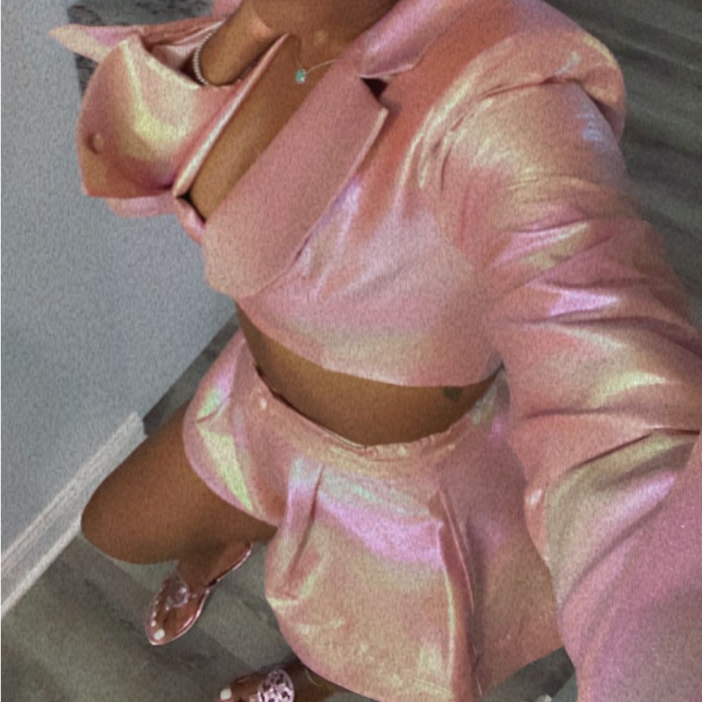 Pink Metallic Short Set - Picture 2 of 3